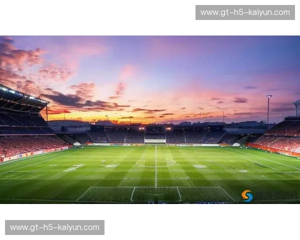 绿茵对决，激情碰撞：上港与马竞的荣耀之约